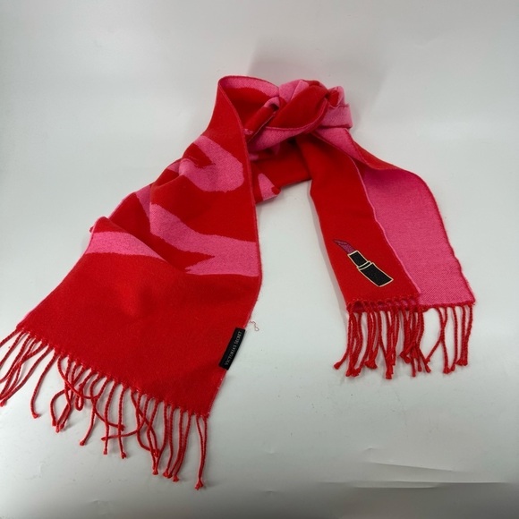 Victoria Secret fun Spell out Scarf with Fringe - Picture 2 of 10